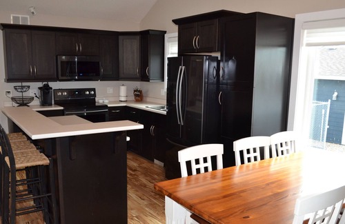 Rochon Sands Cottage | Beautiful Lakefront Home on Buffalo Lake in Central Alberta