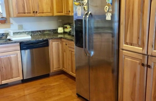 Bridgton House | Beautiful Lakefront 6 bedroom home in Bridgton Maine on Highland Lake!