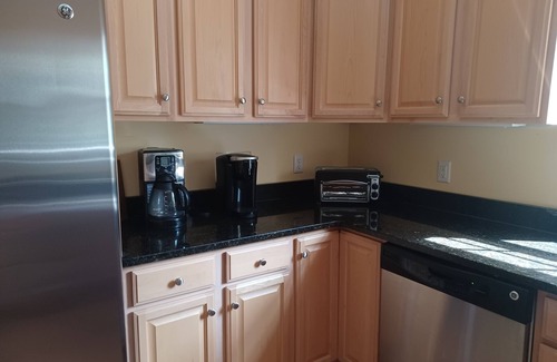 Chappells House | Beautiful Lakefront home- Ready to relax, enjoy sunset views, swim, fish?