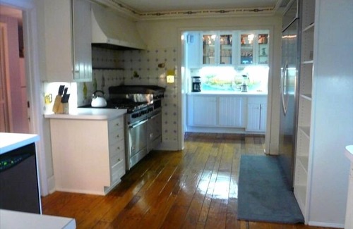 Lauderdale Lakes House | Beautiful Lakefront Home on Lauderdale Lakes!