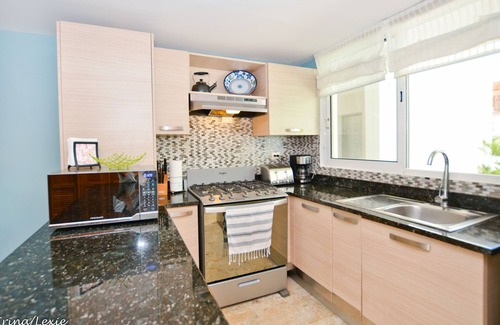 El Cortecito Condo | Beautiful Luxury 1 Bedroom Condo on the Beach in Playa Turquesa