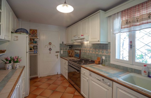 Nea Makri House | Beautiful mini eco farmhouse