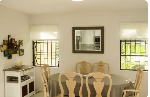Hastings Condo | Beautiful, Modern 2 Bedroom Condo, ideally located