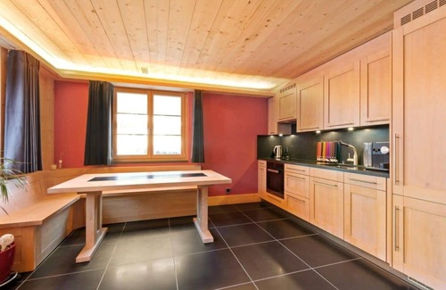 Oeschseite Ski Chalet | Beautiful Modern Chalet in the Gstaad Region