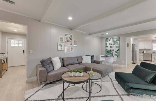 Plano House | Beautiful Modern Home, Pool for Groups and Families