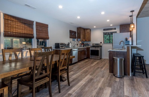Roaring Gap House | Beautiful Mountain Getaway - Best Deck in the Mountains.