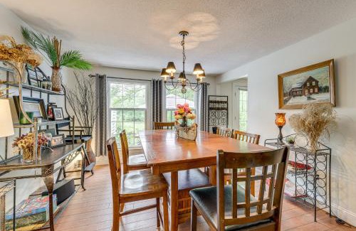 Kennebunk House | Beautiful Mousam River Retreat Hot Tub and Kayaks!