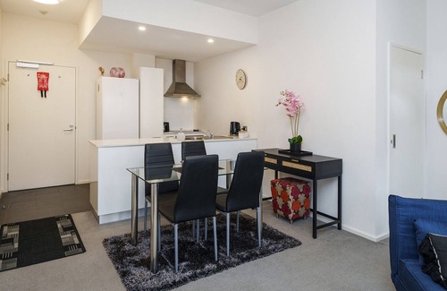 Midland Apartment | Beautiful Must Have Midland - sleeps 4