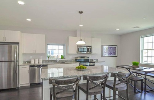 Waltham Apartment | Beautiful New Apartment near Moody St/Commuter Rail Into Boston