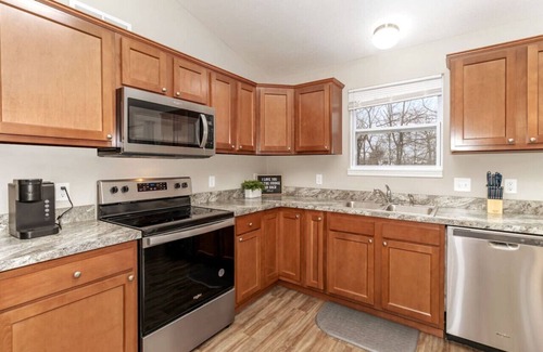Hamilton House | Beautiful NEW Home among the Nook in Hamilton, OH