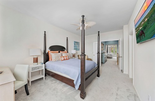 Long Neck House | Beautiful New Rental w/ a View and a Twist
