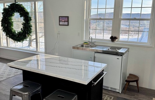 Weston Apartment | Beautiful new studio with amazing views - peaceful but close to everything!