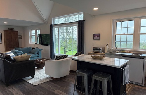 Weston Apartment | Beautiful new studio with amazing views - peaceful but close to everything!