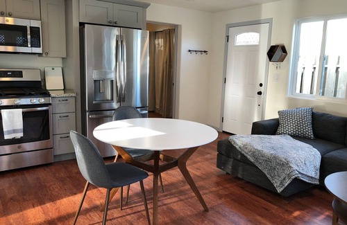 Hermosa Beach House | Beautiful, newly-remodeled 1 bedroom 1 bath private home in sunny Hermosa Beach!