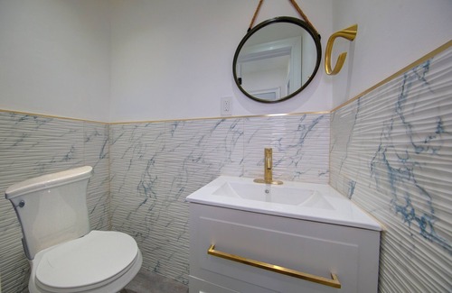 Hicksville Apartment | beautiful newly renovated 3 Bedrooms and 1.5 Bath in heart of Hicksville #14