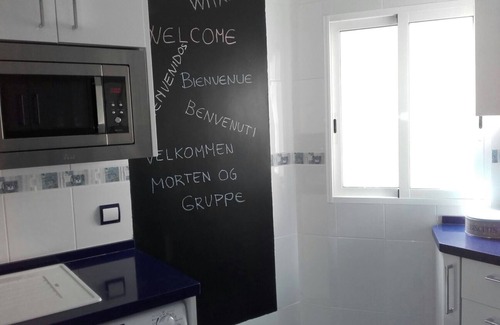 Alicante Apartment | Beautiful newly renovated downtown apartment with terrace and 3 bedrooms