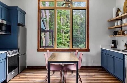 Perrysville House | Beautiful Oasis | Sauna | Mohican Getaway
