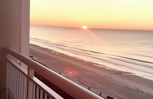 Atlantic Beach Condo | Beautiful OCEANFRONT 1-BR condo-N. Myrtle Beach. Indoor/outdoor pools-lazyrivers