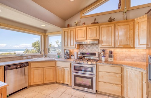 Tierra Del Mar House | Beautiful Oceanfront Tierra Del Mar Family Home! Sea-Esta in Tierra Del Mar