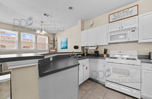 Gulfport Villa | Beautiful one bedroom one bathroom villa.