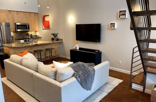 Whittier Condo | Beautiful Pearl Street Condo!