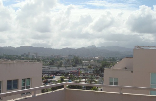 Bairoa Condo | Beautiful Penthouse 3BD & 2BA in Caguas, PR