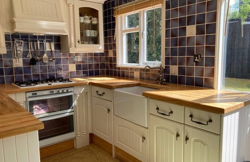 West Mersea Cottage | Beautiful period fisherman's cottage