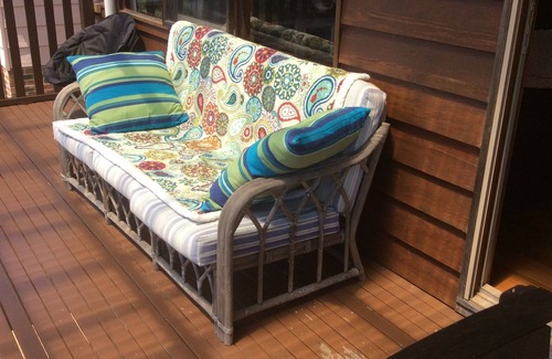 Manyana House | Beautiful pet friendly beach house with ocean views.
