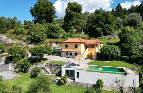 Calheiros Villa | Beautiful Ponte De Lima Villa 4 Bedrooms Villa Hermosa Vista Private Pool And Staggering Mountain Views North Portugal