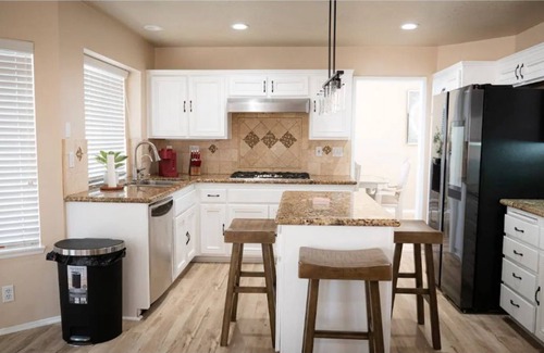 Harbor House | Beautiful Poolside Home 4 Bedrooms 2 Baths