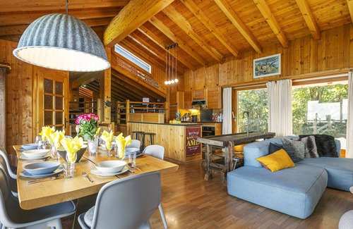 Les Mayens-de-Sion House | Beautiful private villa with WIFI, private pool, TV, terrace, pets allowed and panoramic view