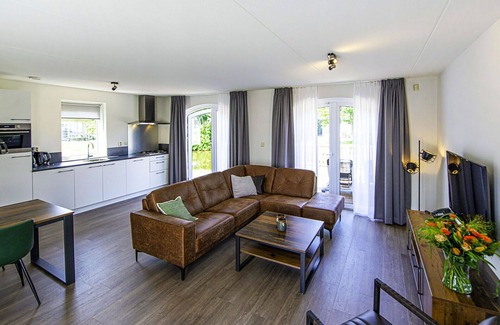 Municipality of Hellevoetsluis House | Beautiful private villa for 4 guests with pool, WIFI, TV, terrace and parking