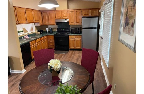 Albany House | Beautiful Private 3 Bedroom Home