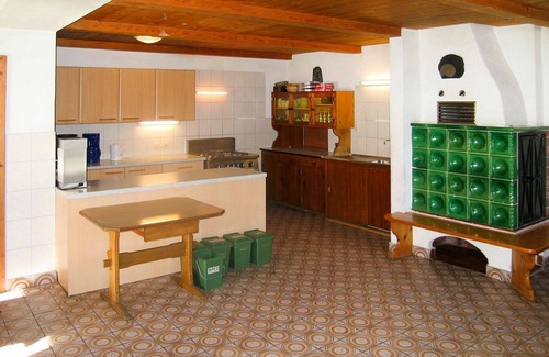 Sonnenberg Villa | Beautiful private villa for 41 people with WIFI, TV, terrace and parking