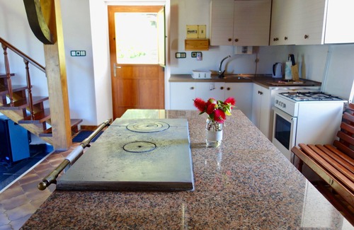 Ortigueira House | Beautiful, private cottage with stunning views!