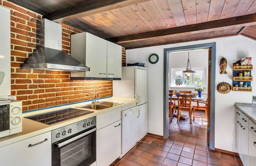 Oberndorf House | Beautiful private villa for 5 guests with WIFI, TV, terrace, pets allowed and parking
