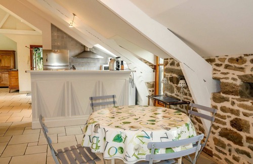 Saint-Suliac House | Beautiful private villa for 6 people with TV, terrace, pets allowed and parking