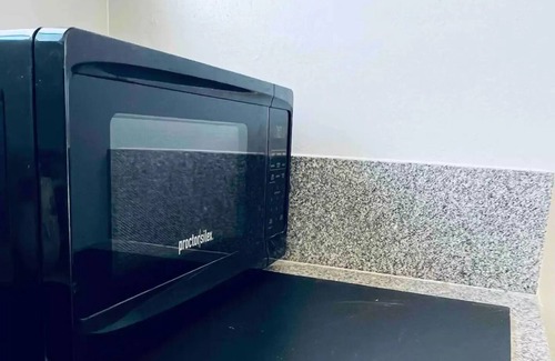 Los Angeles Apartment | Beautiful private upstairs studio close to USC, LAX, SOFI, BMO