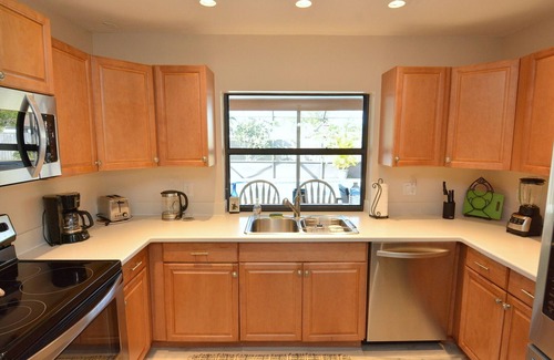Port Saint Lucie House | Beautiful Private Screened Pool/Patio Home, Recently Renovated and CLEAN!