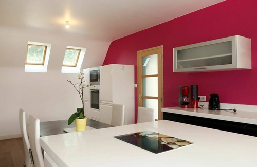 Cast House | Beautiful private villa with private pool, WIFI, TV, terrace, panoramic view and parking