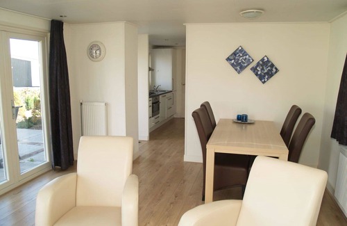 IJhorst House | Beautiful private villa for 4 guests with WIFI, pool, TV, terrace and parking