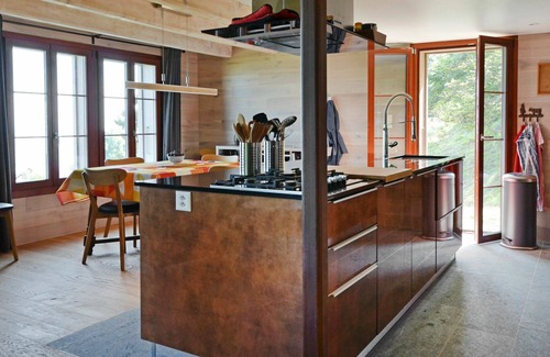Bullet House | Beautiful private villa for 6 guests with WIFI, pets allowed and panoramic view