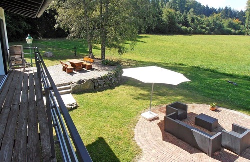 Gutach im Breisgau House | Beautiful private villa for 7 people with WIFI, TV, patio, pets allowed, panoramic view and park.