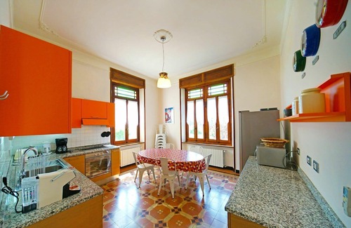 Sarezzano Villa | Beautiful private villa with WIFI, private pool, hot tub, A/C, TV, terrace, pets allowed and par.