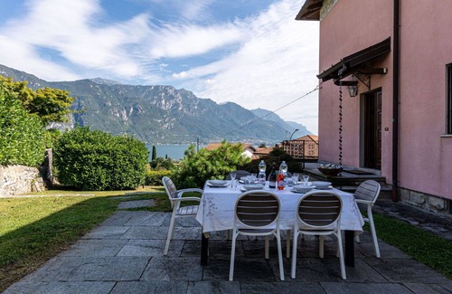 Bellagio Villa | Beautiful private villa for 7 guests with A/C, WIFI, TV, patio and pets allowed