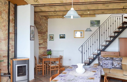 Picciano House | Beautiful private villa for 4 people with WIFI, TV, terrace, pets allowed and parking