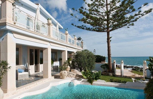 Eastern Sicily Villa | Beautiful private villa for 14 guests with A/C, WIFI, private pool, terrace and parking