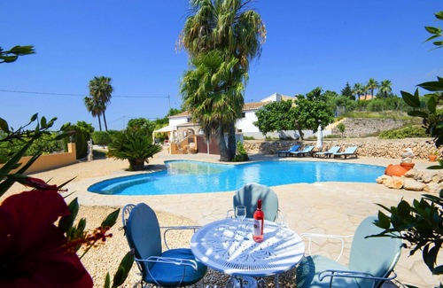 Fustera House | Beautiful private villa for 8 people with A/C, hot tub, WIFI, private pool, TV, patio and parking