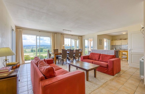 Cailhau House | Beautiful private villa for 8 guests with private pool, WIFI, TV, terrace and parking