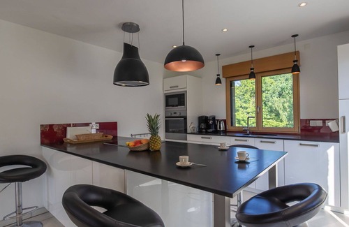 Ploumilliau House | Beautiful private villa for 10 guests with private pool, WIFI, TV, terrace, pets allowed and par.